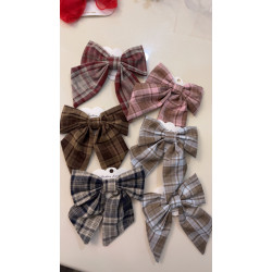 فيونكة كاروهات كحلي 