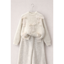 طقم صوف بناتي مميز من ٥-١٠ سنوات مزين بالفيونكات 