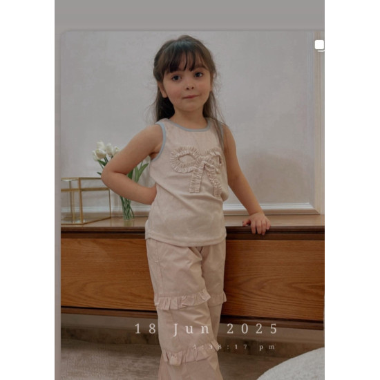 طقم صيفي انيق وبارد ٢-٦ سنوات لون بيج 