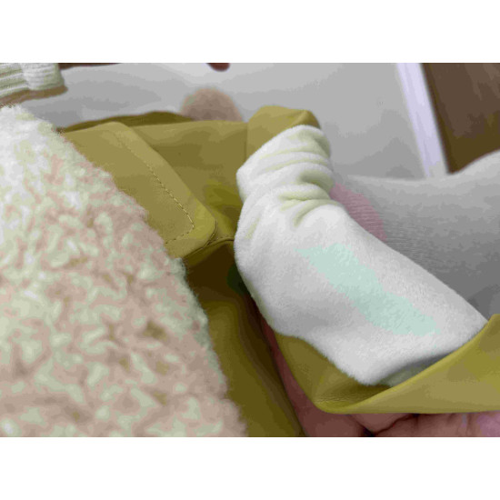 طقم بناتي كيوي 