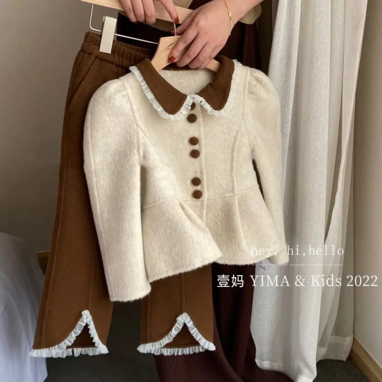 طقم جوخ بناتي باللون البني والبيج