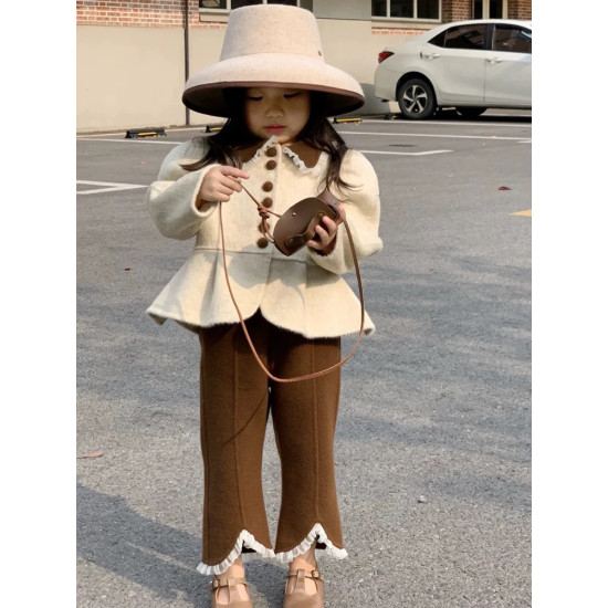 طقم جوخ بناتي باللون البني والبيج