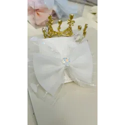 فيونكة لون ابيض